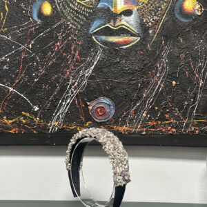 Diadema negro con piedras