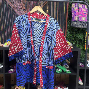 Kimono azul con rojo