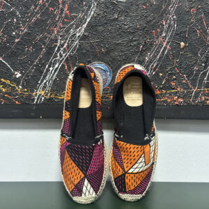 Alpargatas negras con patrones